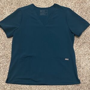 Figs Set Women's Deep Teal Short Sleeve Top and bottoms. Like NEW. PETITE pants.